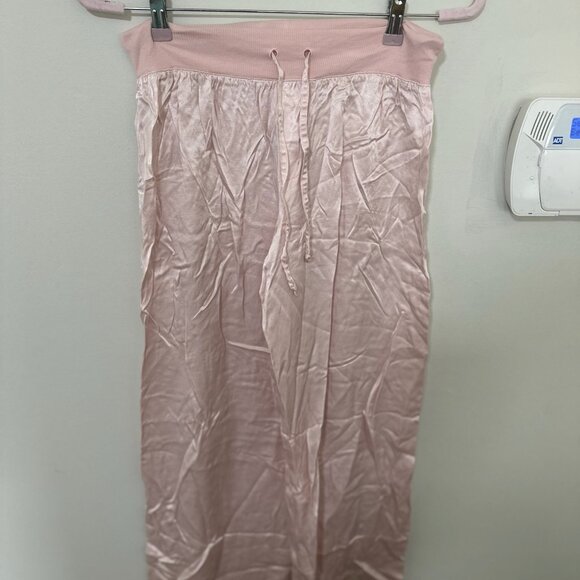 Harlow Other - PJ Harlow pink satin pjs
